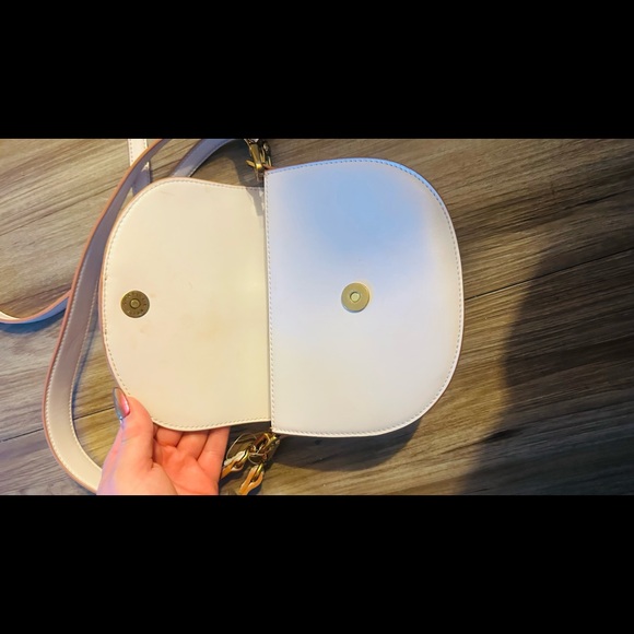 Charles & Keith mini gabine saddle bag - Picture 6 of 7